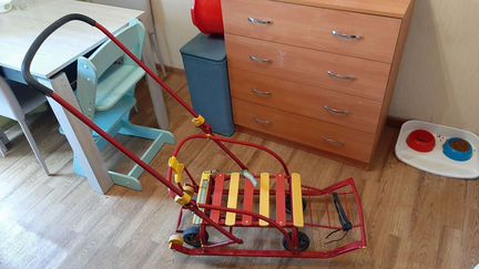 Санки детские с выдвижными колесиками