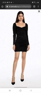 Черное платье с рукавами фонариками