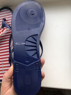 Шлёпанцы новые
