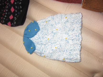 Шапки, берет и манишка