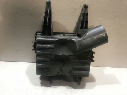 A0000907801 Корпус фильтра Merceds Sprnter