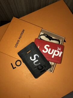 Лимитированная Багажная бирка supreme lv
