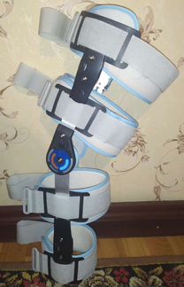 Коленный ортез