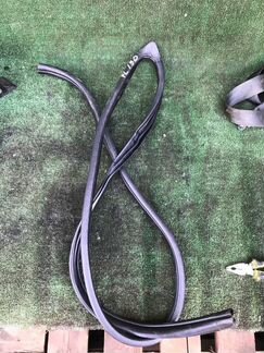 Уплотнитель двери передний левый Hyundai I30 1.4